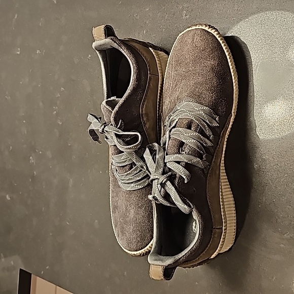 Sorel - Picture 3 of 6